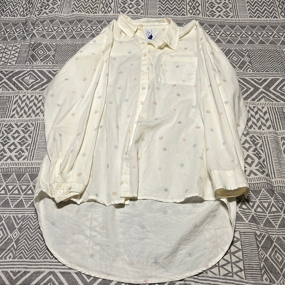 Flower pattern blouse